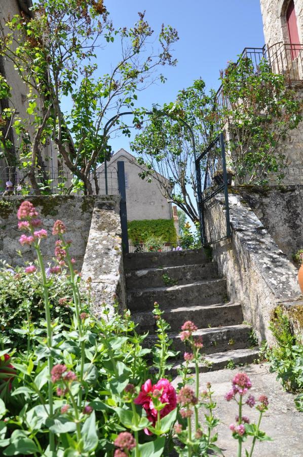 La Maison Du Prince De Conde Charroux-dʼAllier Екстериор снимка