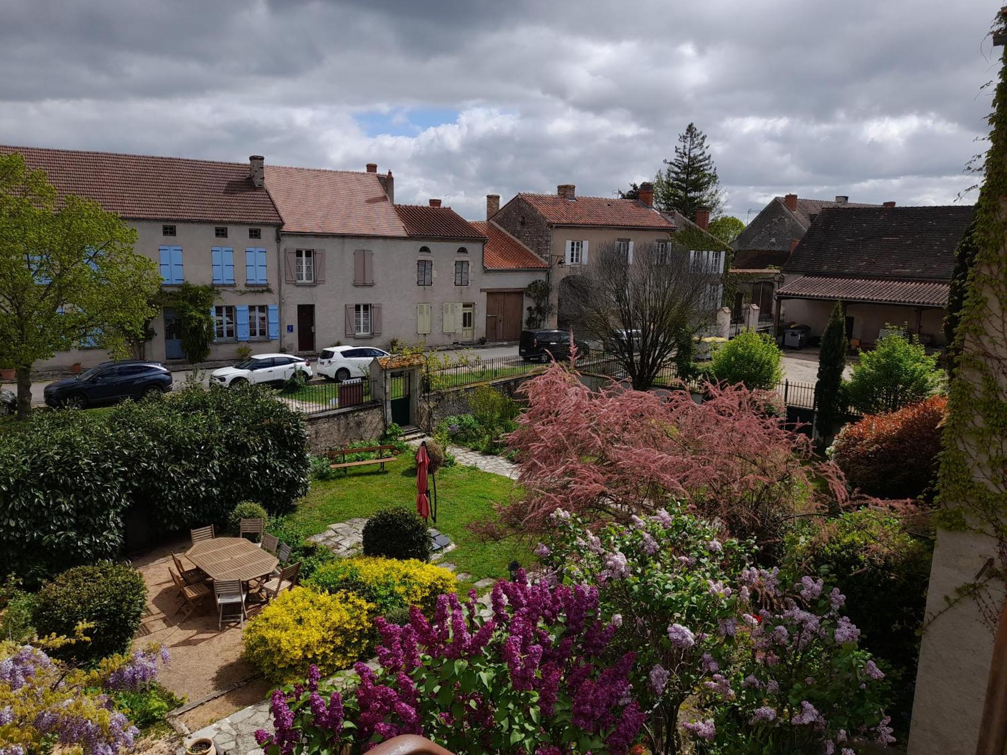 La Maison Du Prince De Conde Charroux-dʼAllier Екстериор снимка